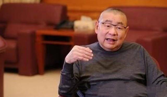 为了躲避税收，他关闭了中国300家公司
