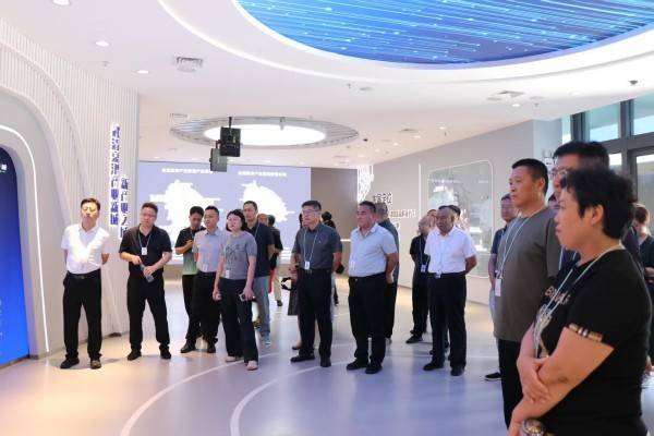 天津市委党校处级公务员任职培训班（第66期二班）开展主题党日活动