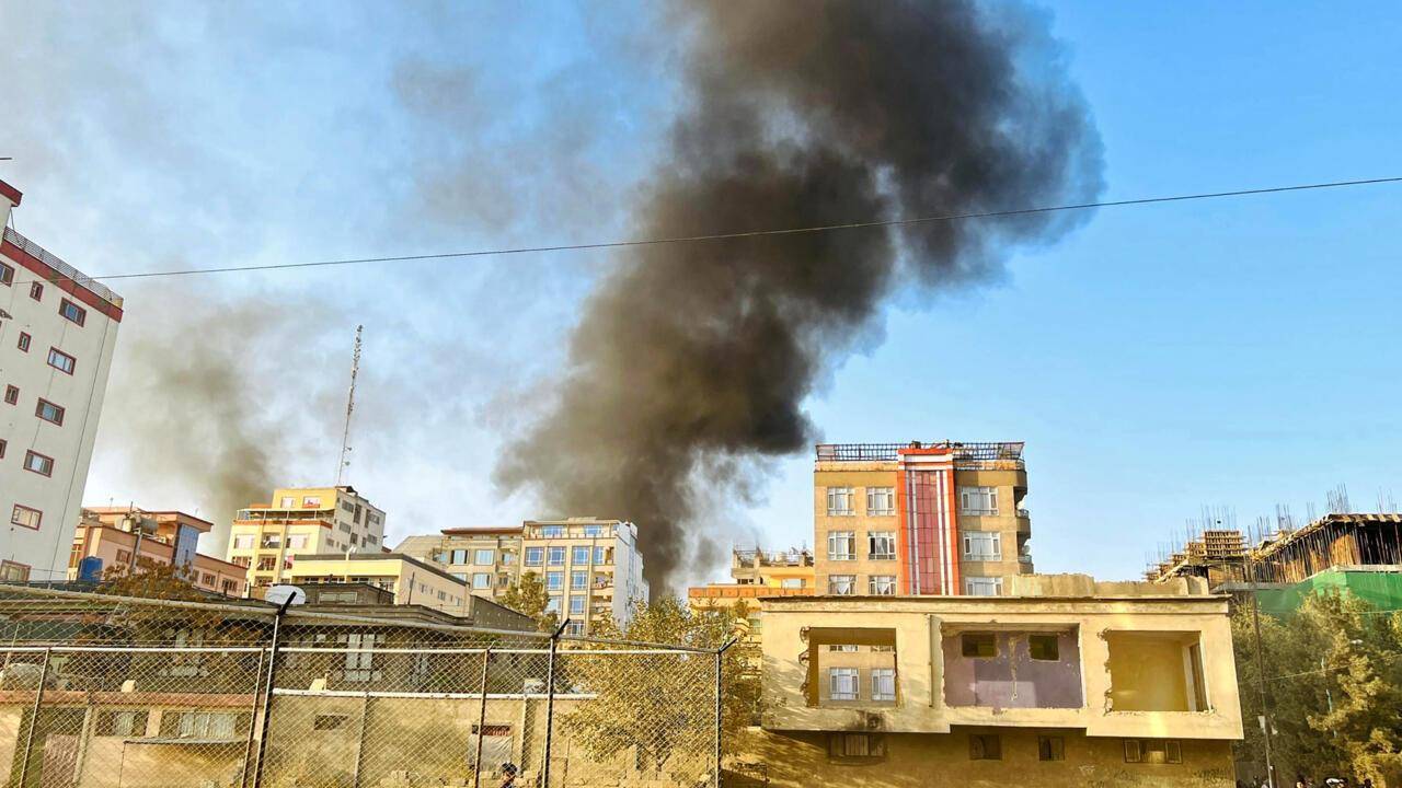 枭龙轰炸首都后,阿富汗光速认怂:打败美军,却被巴铁24小时打服